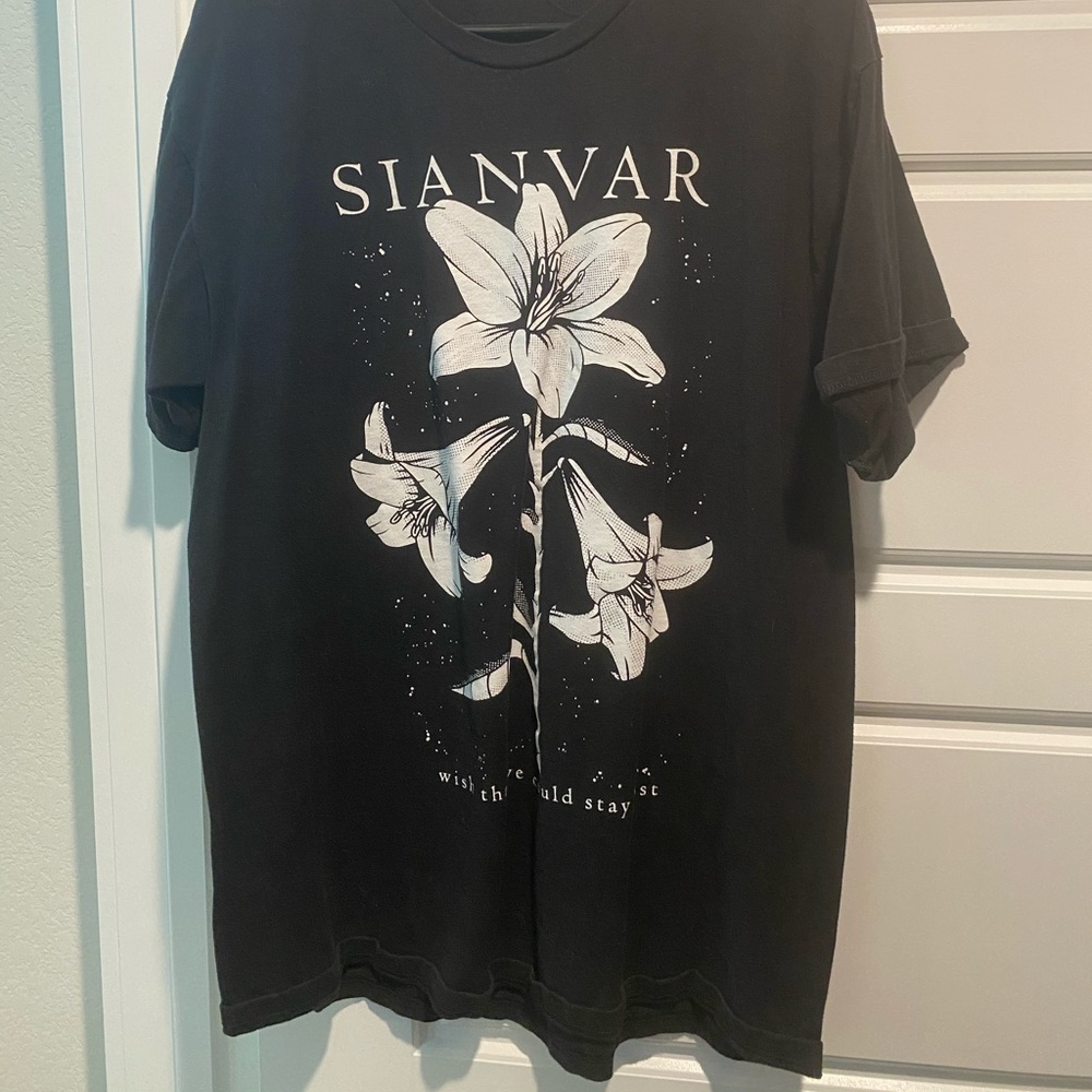 Sainvar Merch Band Tee With Calla lily